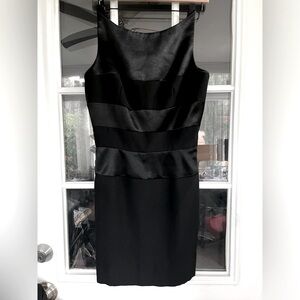 ❤️3 for $15❤️. Spenser Jeremy LBD Black Mini Dress (Size 4)